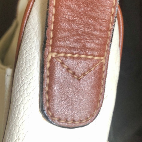 Handbag - Picture 3 of 6